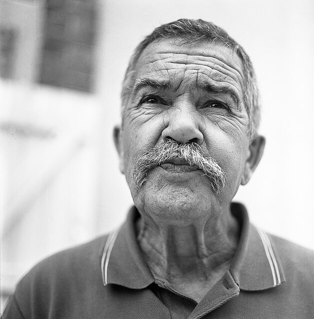 Portrait photo by Loic (CC by 2.0) (1).jpg